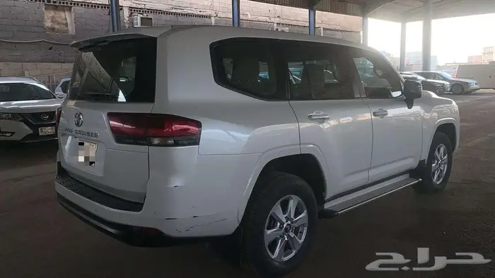 تويوتا لاند كروزر دبل ديزل 3