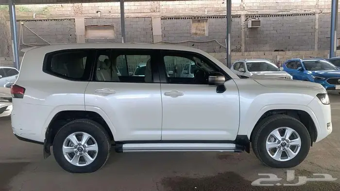 تويوتا لاند كروزر دبل ديزل 4