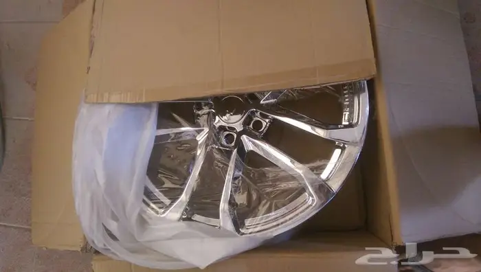 (((جنوط كومارو 2015 أصلية وكالة أو تقليد 83