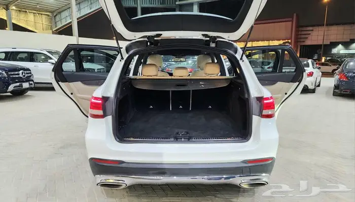 مرسيدس GLC300 2017 26