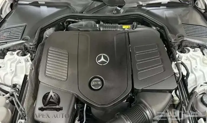 مرسيدس C300 4MATIC 2024 عرض مميز 4