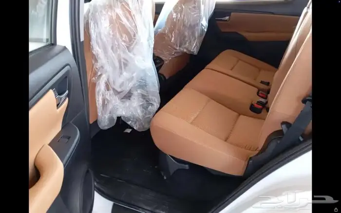 تويوتا فورتشنر GX 2025لون ابيض بدون دبل 6