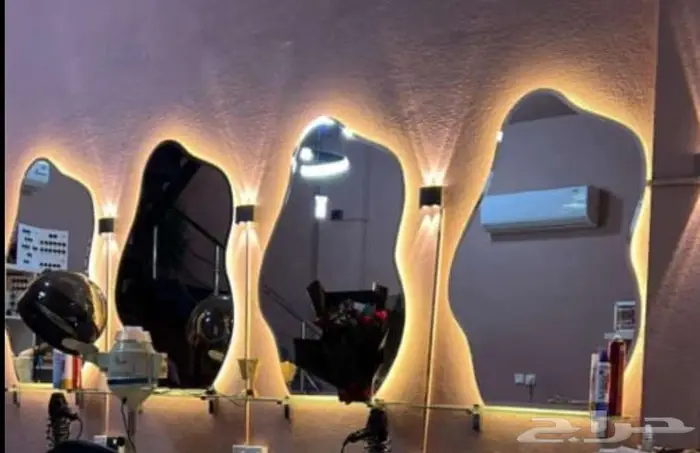 اثاث صالون نسائي سرير مكياج كراسي شعر مرايات 2