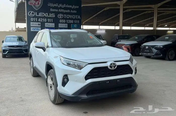 تويوتا راف فور XLE بنزين 2024 متاح اقساط و كاش 0