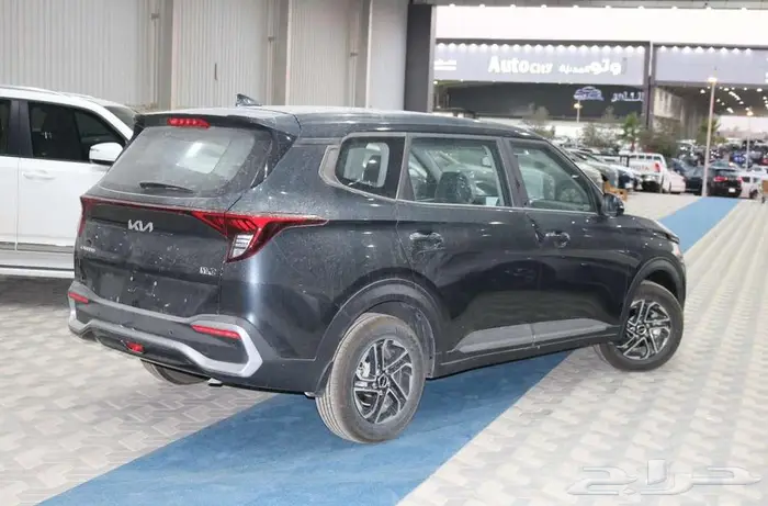 كيا كارنز استندر موديل 2025 متوفر جميع الالوان كاش   اقساط 10