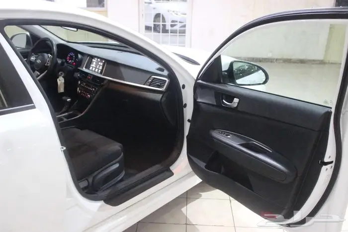 اوبتيما 2020 ابيض لولي بطاقة جمركية بوية بلدها 22