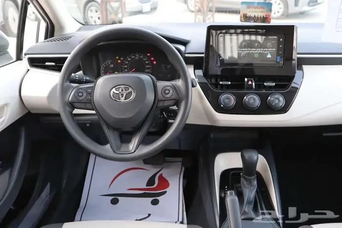 تويوتا كورولا 2.0 ستاتدر طيس و مطور جنوط بنزين2025فرع جده 10