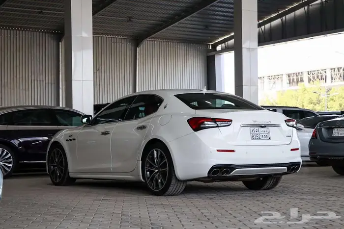 مازيراتي GT HYBRID 2022 4