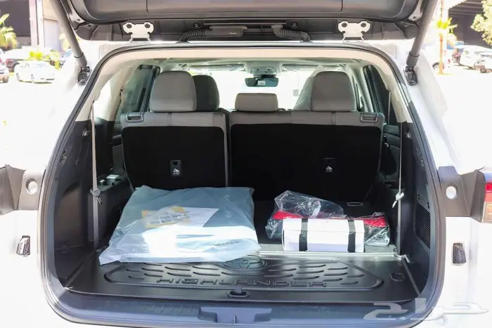 هايلاندر GLE موديل 2025 كاش واقساط باقل الاسعار 17