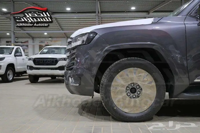 لاند كروزر ال4 ال 3 بنزين 2025 6