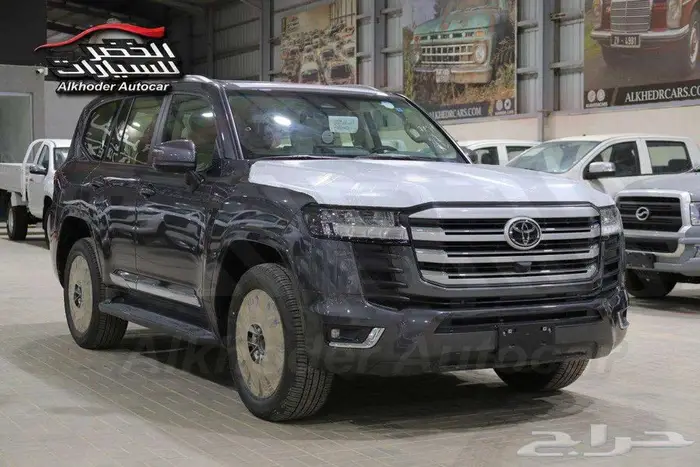 لاند كروزر ال4 ال 3 بنزين 2025 1