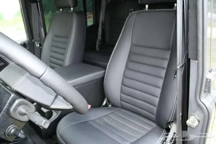 لاندروفر ديفندر Land Rover Defender 110 Pickup 6
