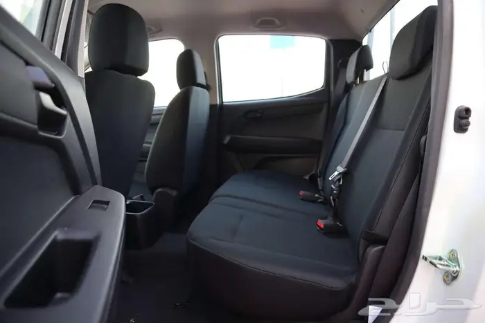 متوفر ايسوزو غمارتين دبل 2025 مبيعات بنوك وشركات زجاج عادى 9