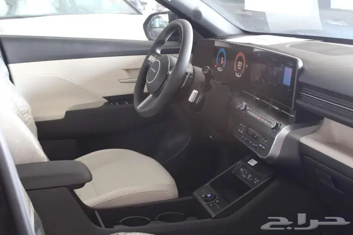 هونداي كونا اسمارت بنزين موديل 2025 5