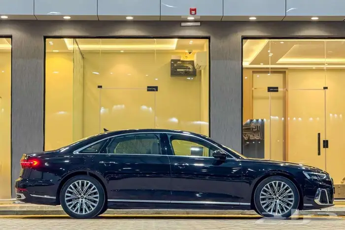 اودي A8L V6 2024 اسود خليجي تحت الضمان 2