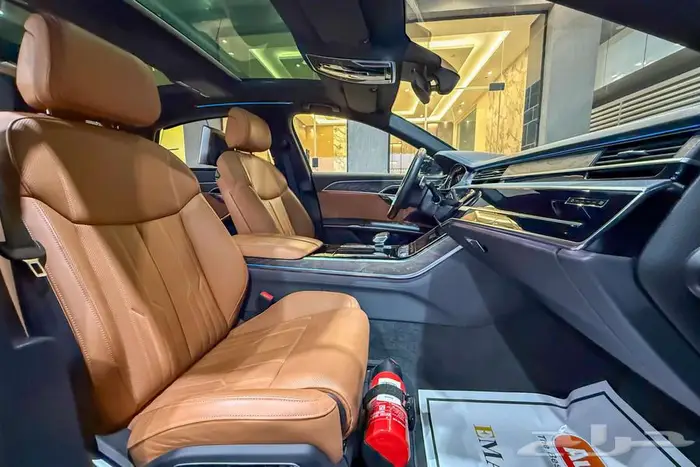 اودي A8L V6 2024 اسود خليجي تحت الضمان 5