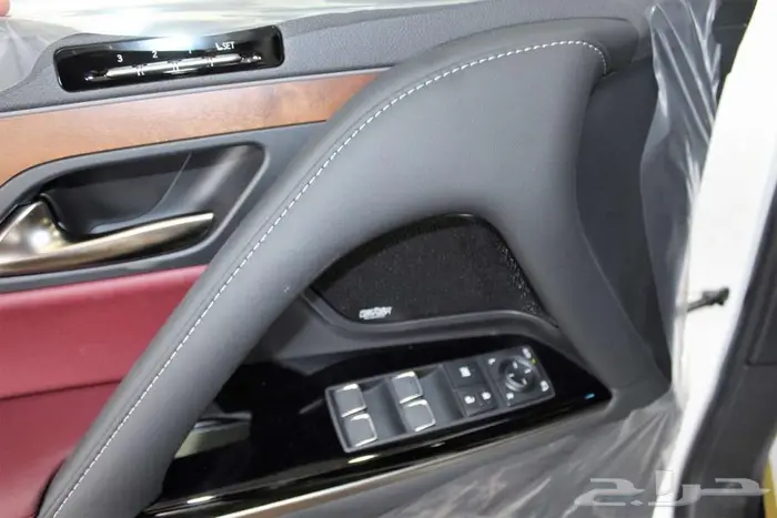 لكزس-LX600 BB -خليجي-2025-فل كامل -25 سماعه داخليه 8