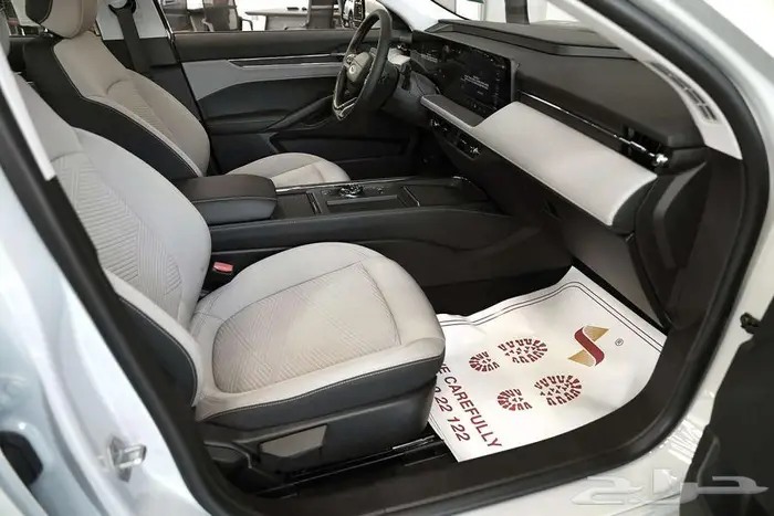 تألق على الطرق مع فورد تورس امبيانتي 2026 18