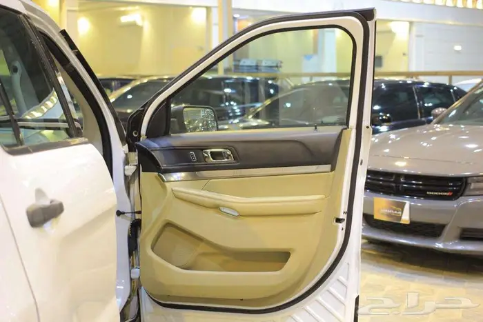 فورد اكسبلور موديل 2017 12