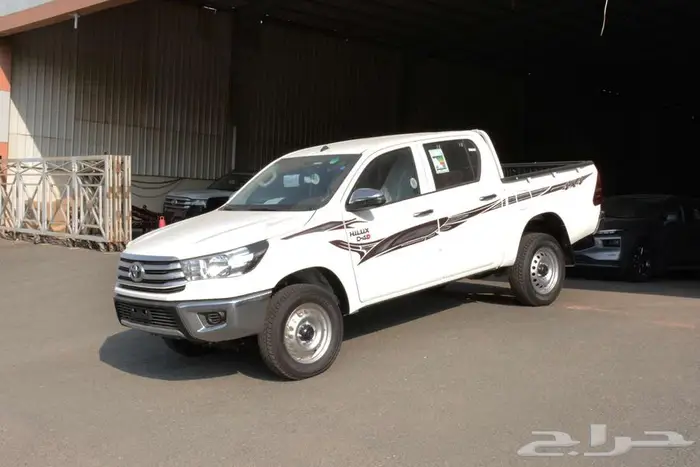 تويوتا هايلوكس 2025 GL2 دبل سلق بالنقد والتقسيط 1