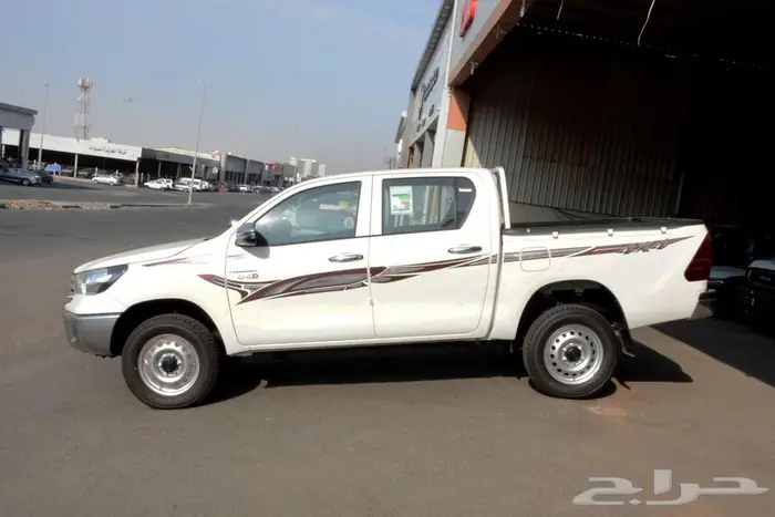 تويوتا هايلوكس 2025 GL2 دبل سلق بالنقد والتقسيط 2