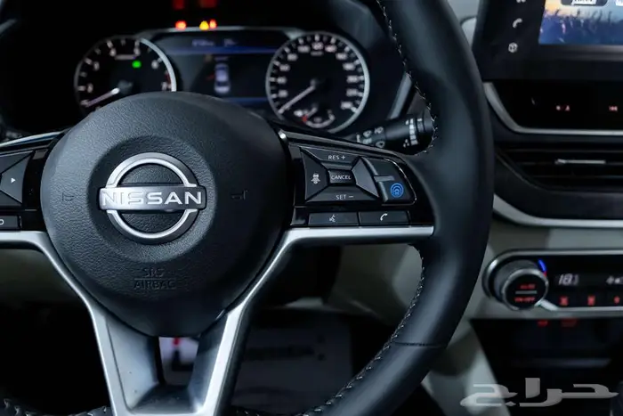 نيسان التيما SV نص فل 2026 القوة والأداء والشكل الراقي 6