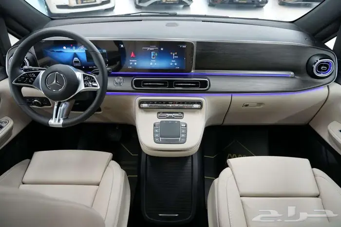 مرسيدس V 300 موديل 2026 أصفار خليجي أسود أبيض 6