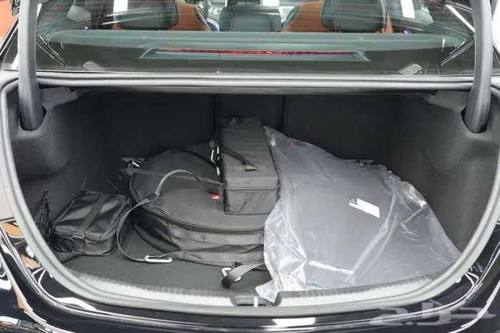 مرسيدس C 200 موديل 2026 أصفار خليجي أسود جملي 19