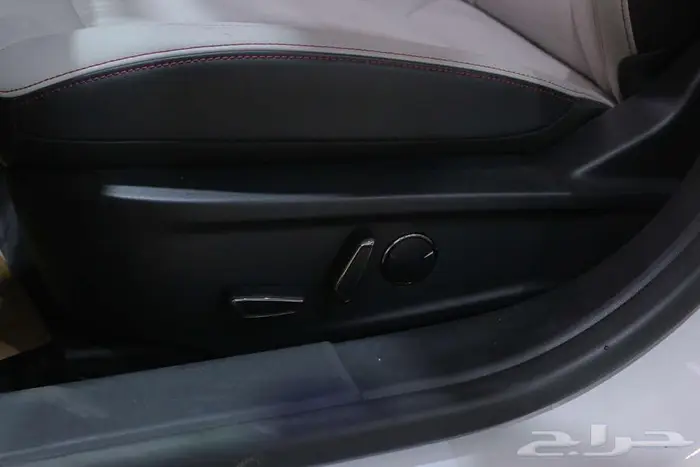 فورد تورس ترند 13