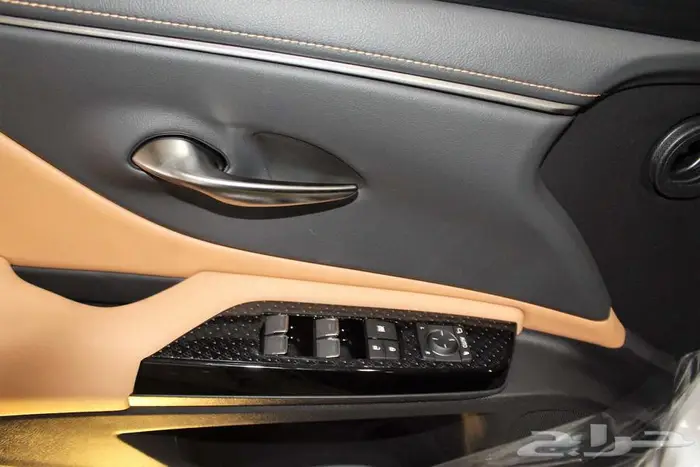 لكزس - ES 350 - CA - استاندر - خليجي - 2025 13