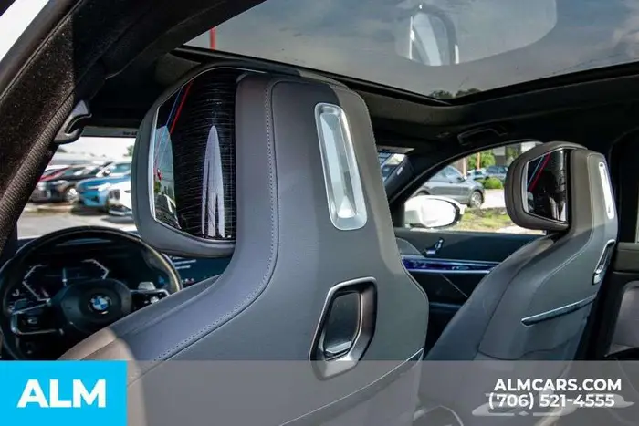 2024 BMW 7 Series 740i 23