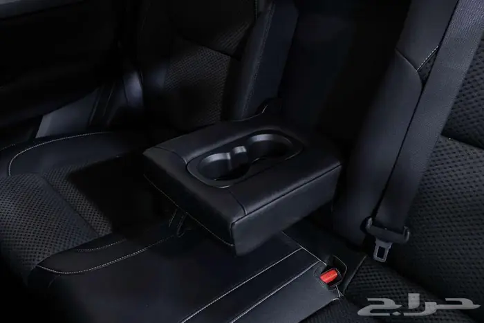 رينو كوليوس 2025 E صيانة و هدايا مجانية 15