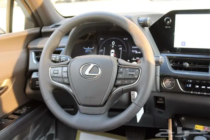لكزس - UX300 خليجي هايبرد - 2025 - فل كامل- 7