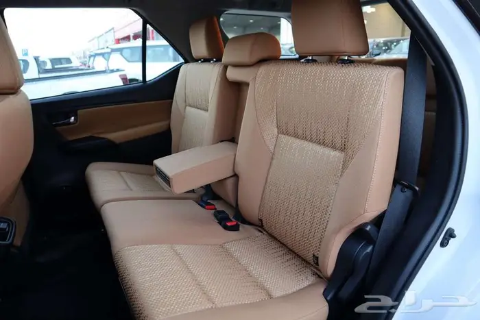 تويوتا فورتشنر GX2 بدون دبل بنزين 2025 سعودي 10