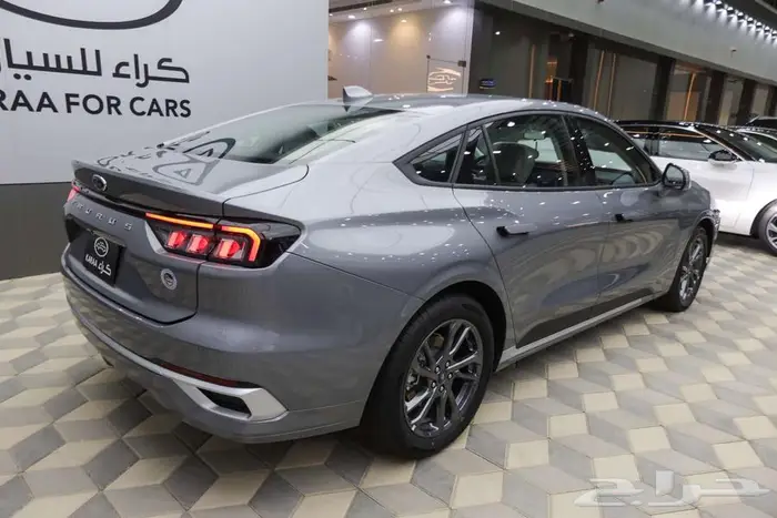 فورد تورس ترند 2026 صيانه مجانيه سنتين 6