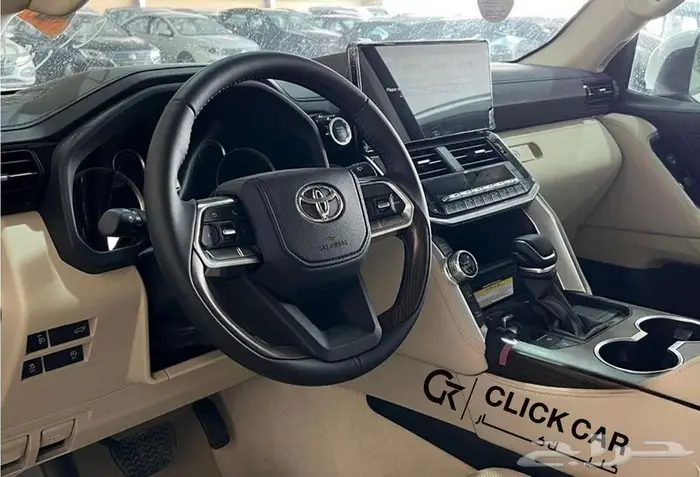 لاندكروزر GXR 3 بنزين 2025 أقل هامش ربح وأقل قسط شهري 10