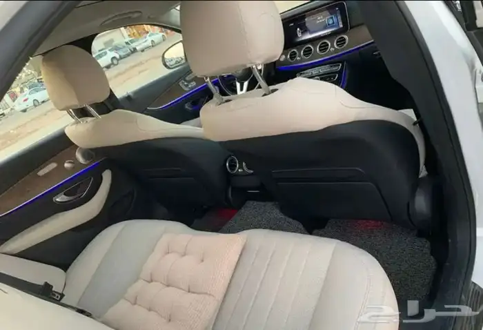 مرسيدس E300 2019 11