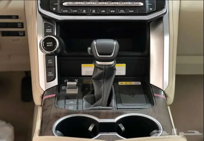 لاندكروزر GXR 3 بنزين 2025 أقل هامش ربح وأقل قسط شهري 12