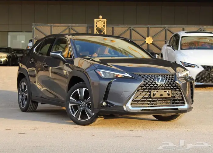 لكزس - UX300 Ch هايبرد - 2025 - فل كامل - خليجي 1