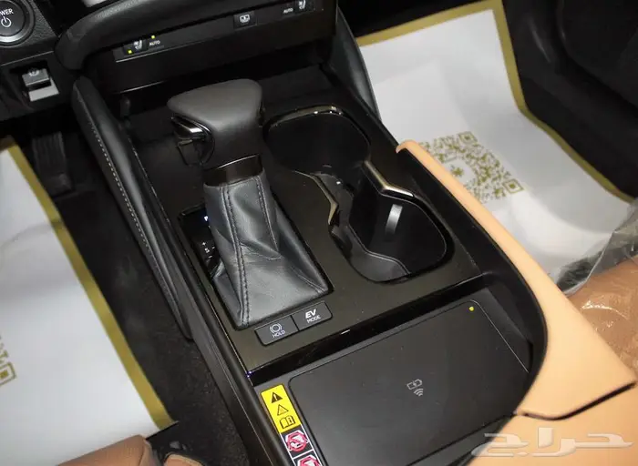 لكزس _ ES300 BH _ نص فل _ 2025_ عروض اقل سعر 14