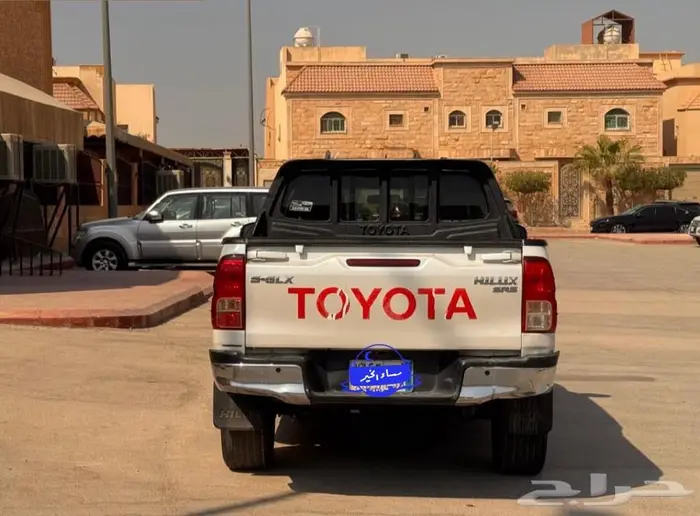 للبيع هايلوكس 2017 دبل سعودي فل كامل ماشي 400 الف كيلو 6