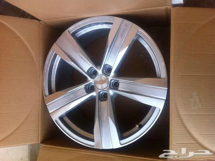 (((جنوط كومارو 2015 أصلية وكالة أو تقليد 48