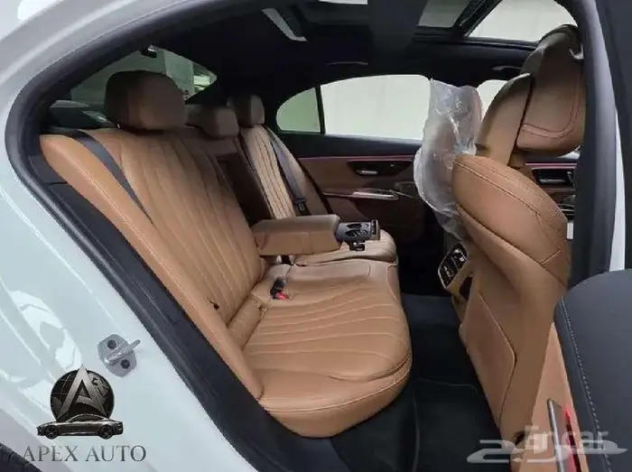 مرسيدس E450 4MATIC 2024 ارخص سعر في السوق 16