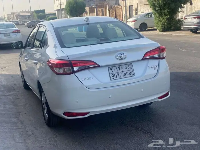 تويوتا يارس 2021 Y استخدام شخصي للبيع 7