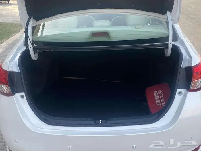 تويوتا يارس 2021 Y استخدام شخصي للبيع 37