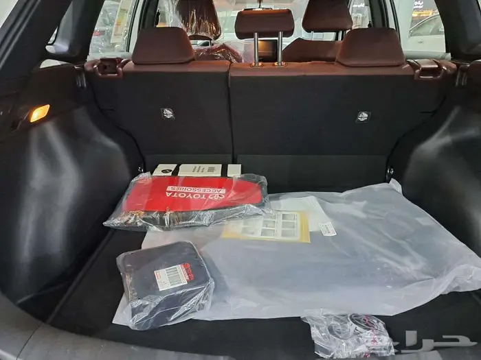 تويوتا كورولا كروس LE ستاندر هايبرد موديل 2025 13