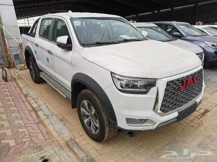 جاك GAC T8 بدون دبل ديزل موديل 2025 لون ابيض 2