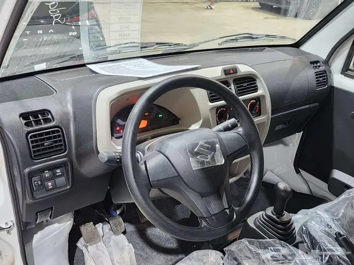 سوزوكى ايكو فان 2026 17