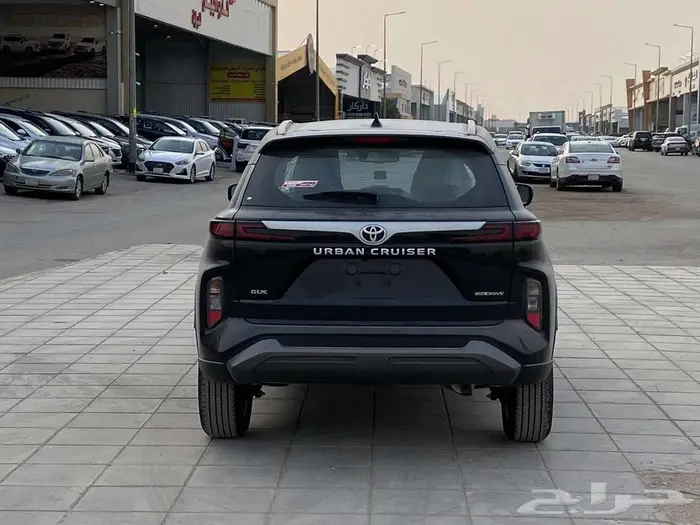 تويوتا اوربان كروزر فل كامل 2025 كاش - اقساط 3