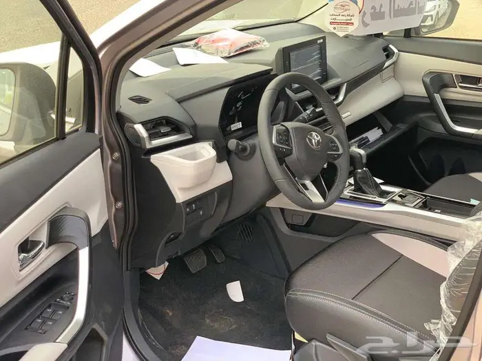 تويوتا فيلوز 2025 3